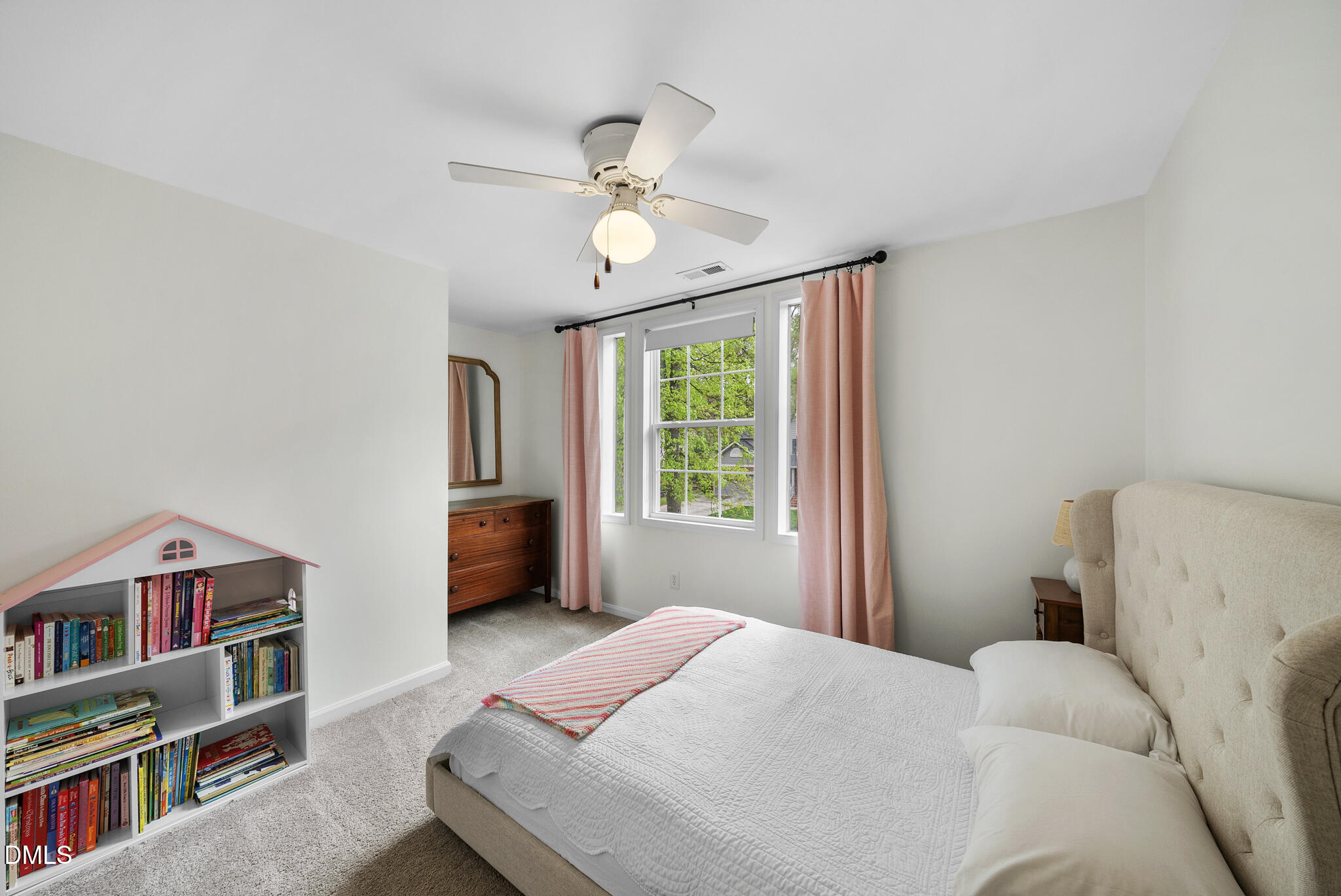 102 South Knightsbridge Road Cary, NC 27513 - Photo 29 of 41 DSC05487