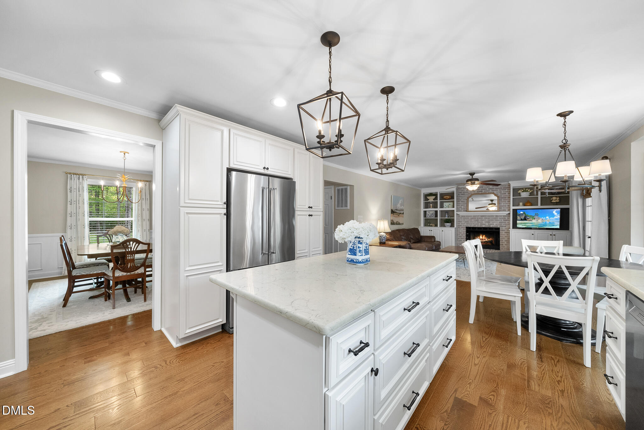 102 South Knightsbridge Road Cary, NC 27513 - Photo 6 of 41 DSC05436