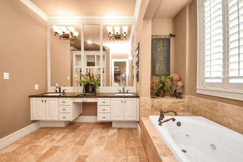 $795,000 | 1406 Lake Pointe Parkway, Sugar Land, TX 77478