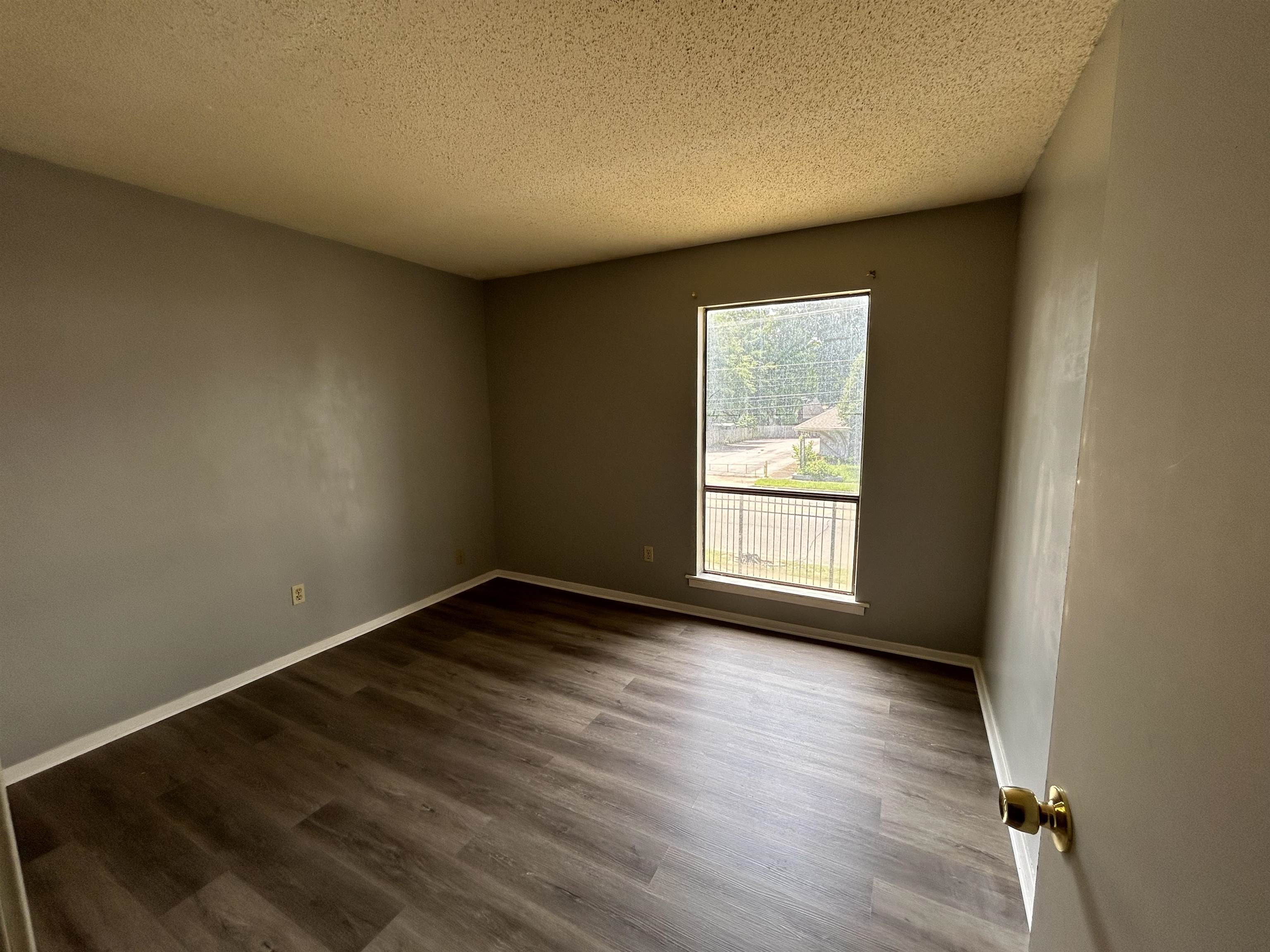 2800 Clarke Road, Unit 2 Memphis, TN 38115 - Photo 13 of 18 Image quality insufficient for description