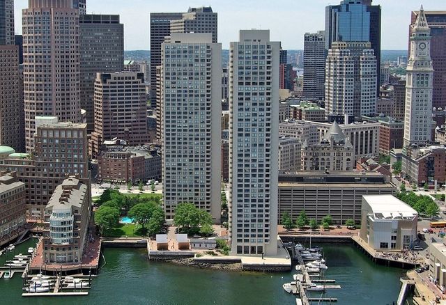 $654,000 | 65 East India Row, Unit 11H, Boston, MA 02110