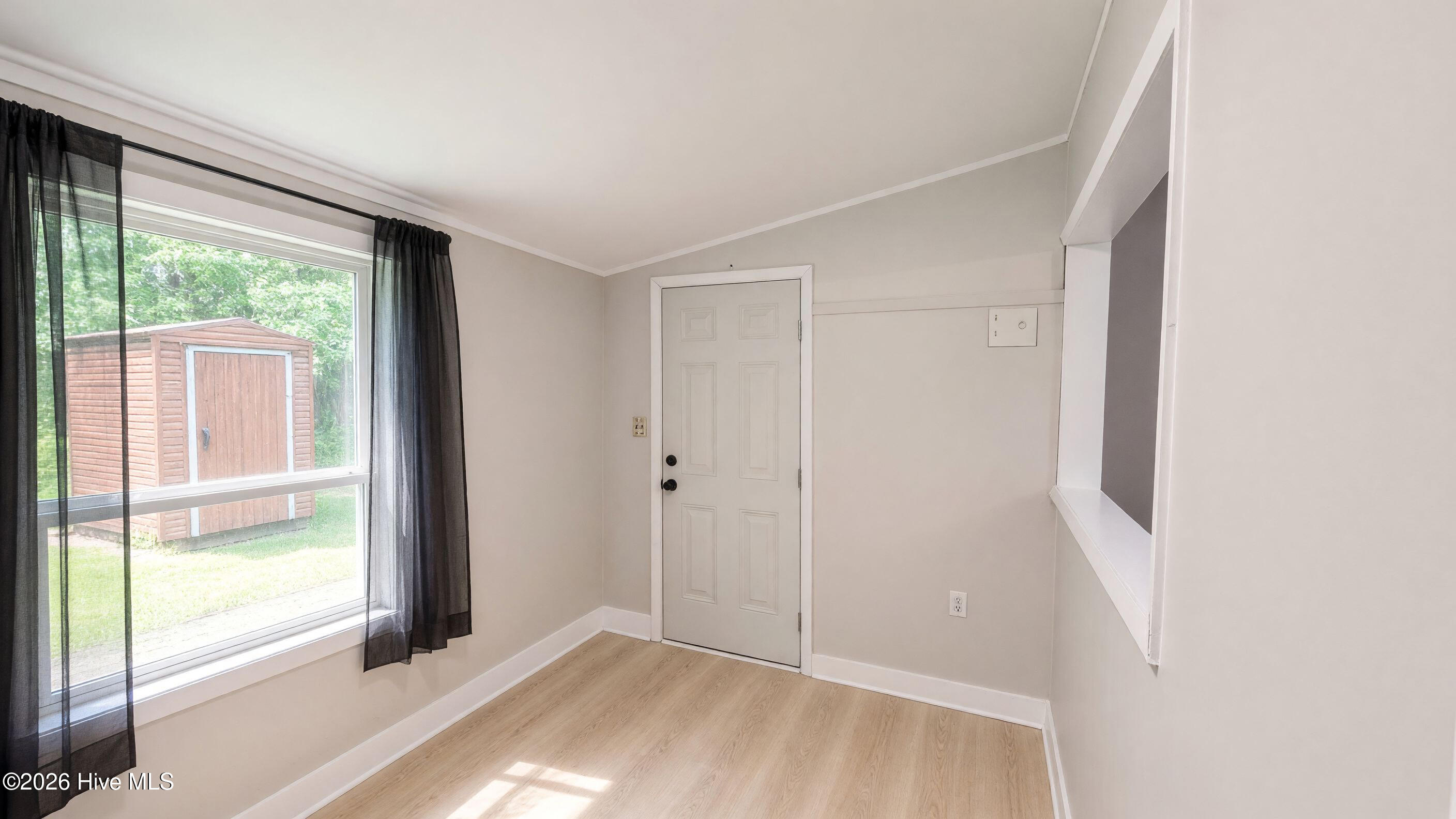 1682 Blue Creek Road Jacksonville, NC 28540 - Photo 9 of 19 Gallery Image 9