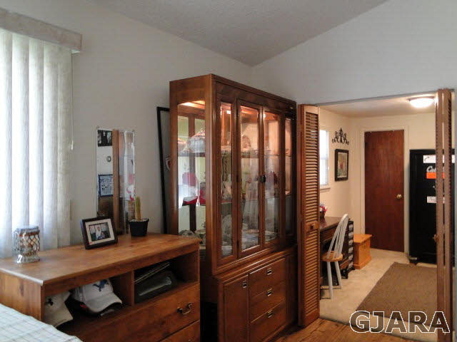 2335 J Road Grand Junction, CO 81505 - Photo 8 of 19 a very nice looking room with a large window
