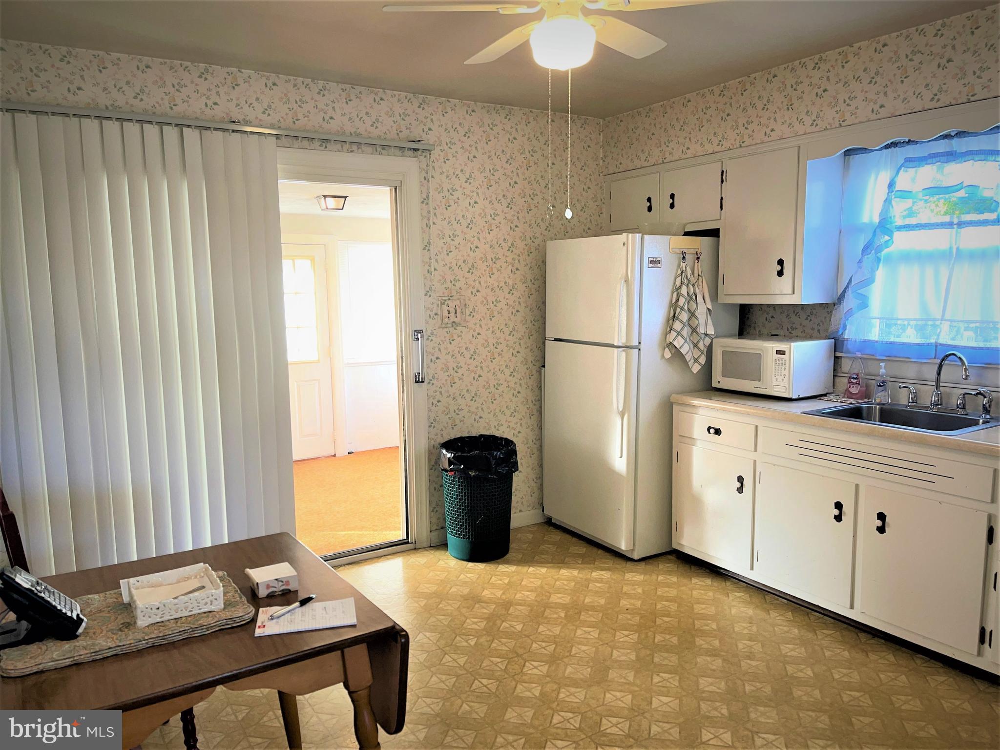 938 Columbus Road Burlington, NJ 08016 - Photo 7 of 19 Gallery Image 7