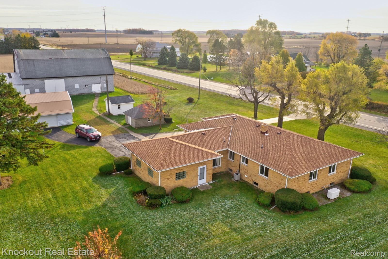 9230 West Caro Road Reese, MI 48757 - Photo 73 of 77 9230 W Caro Reese-72.jpg