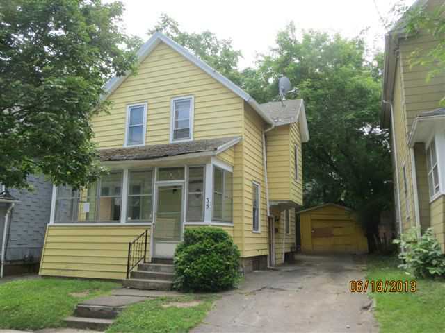 35 Roycroft Drive Rochester, NY 14621 - Photo 1 of 1 Exterior Front