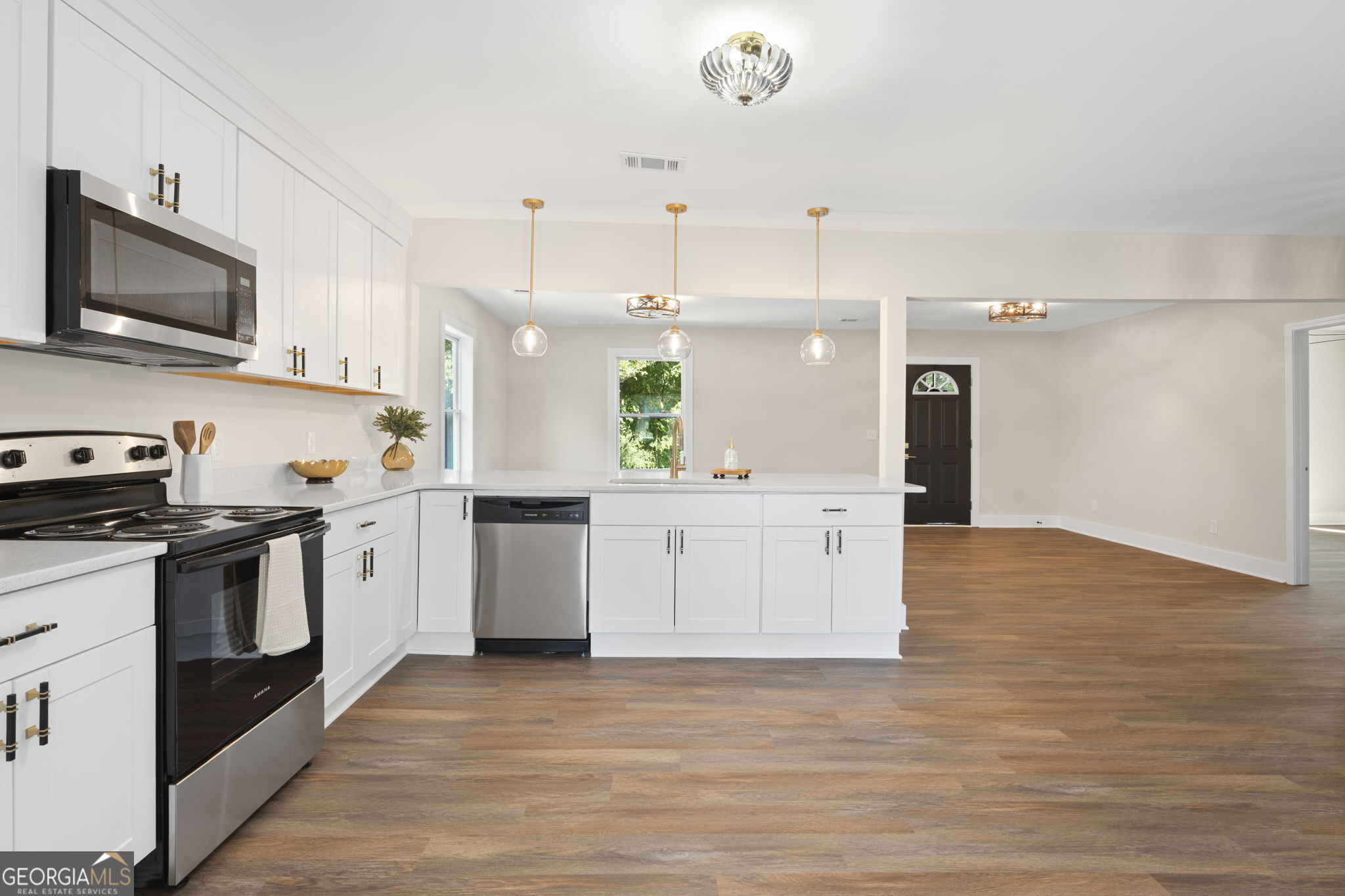 92 Circle Street Forsyth, GA 31029 - Photo 14 of 34 Gallery Image 14