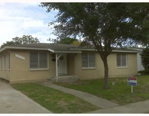front view of house with a yard