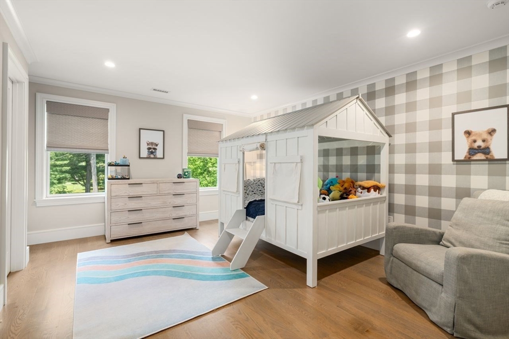 45 Longmeadow Road Wellesley, MA 02482 - Photo 26 of 42