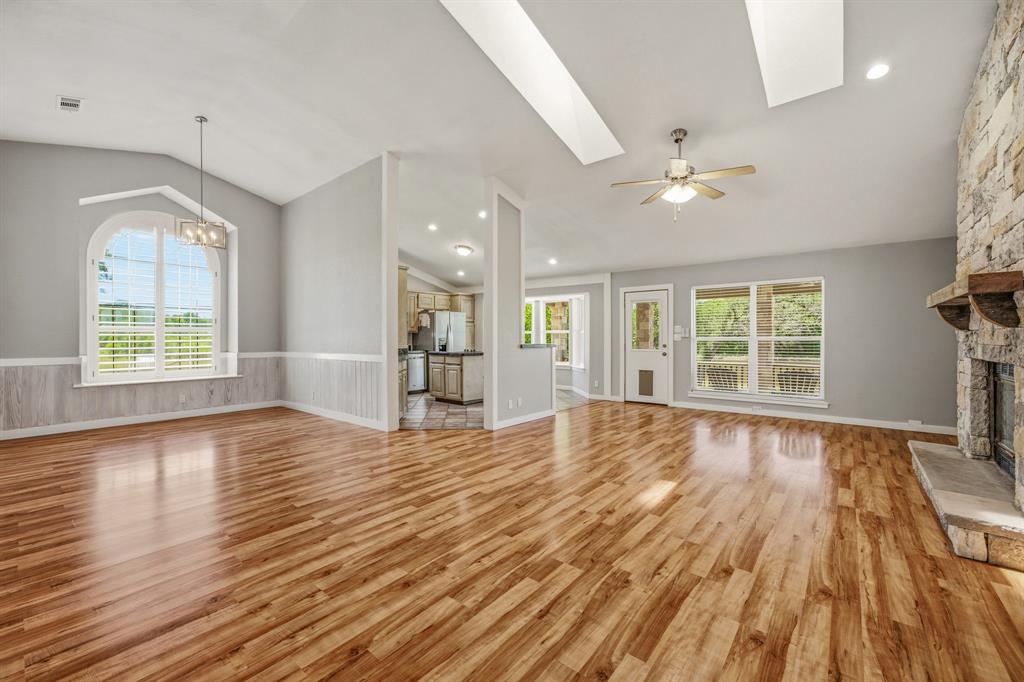 5500 Friendship Road Tolar, TX 76476 - Photo 8 of 40