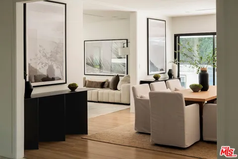 $8,995,000 | 1011 North Hillcrest Road, Beverly Hills, CA 90210
