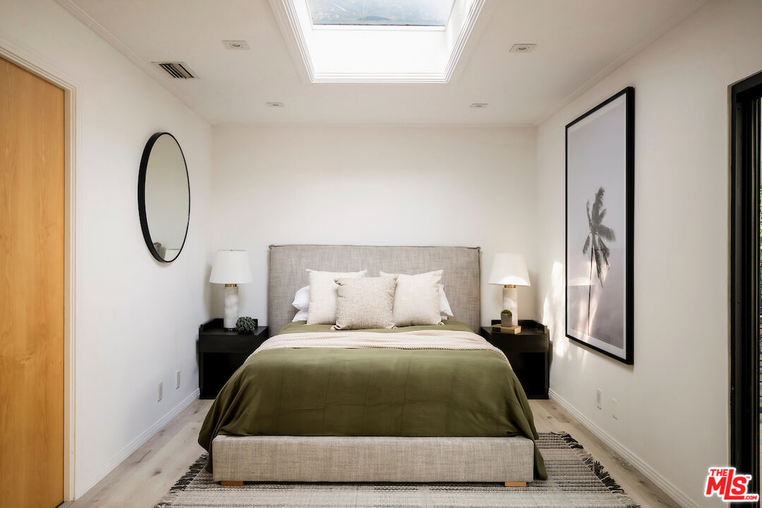 1011 North Hillcrest Road Beverly Hills, CA 90210 - Photo 48 of 52