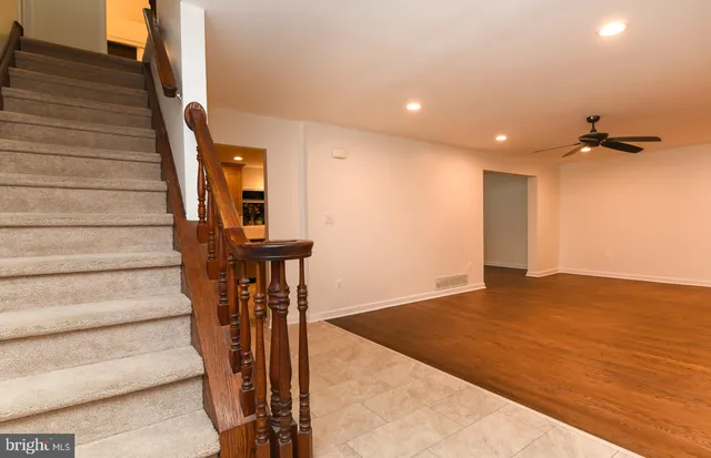 $599,999 | 565 Cambridge Road, Blackwood, NJ 08012