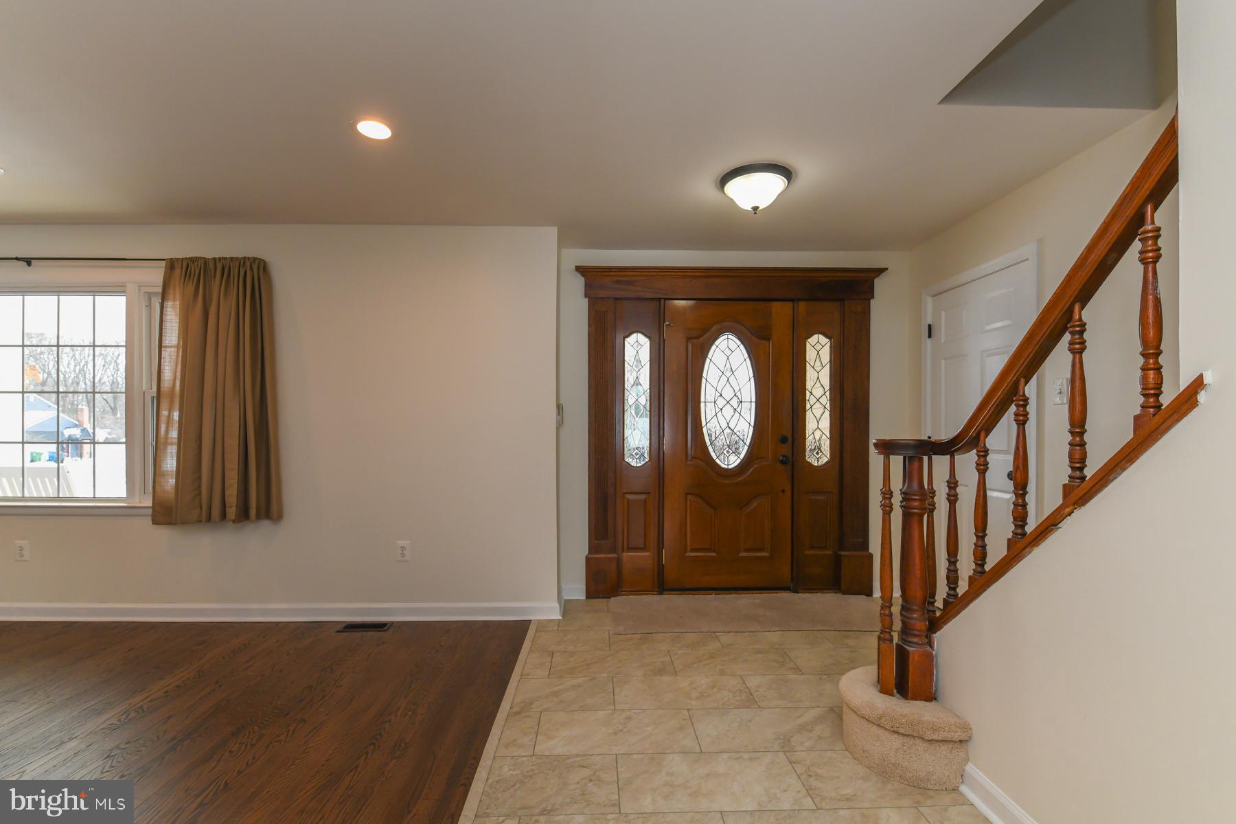 565 Cambridge Road Blackwood, NJ 08012 - Photo 7 of 41