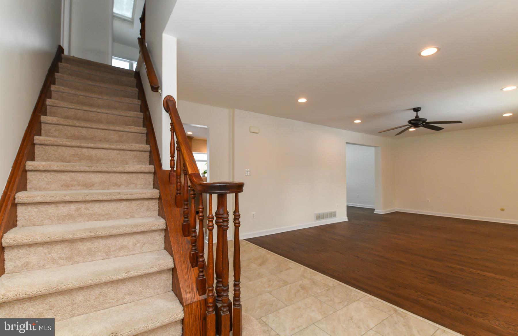 565 Cambridge Road Blackwood, NJ 08012 - Photo 8 of 41