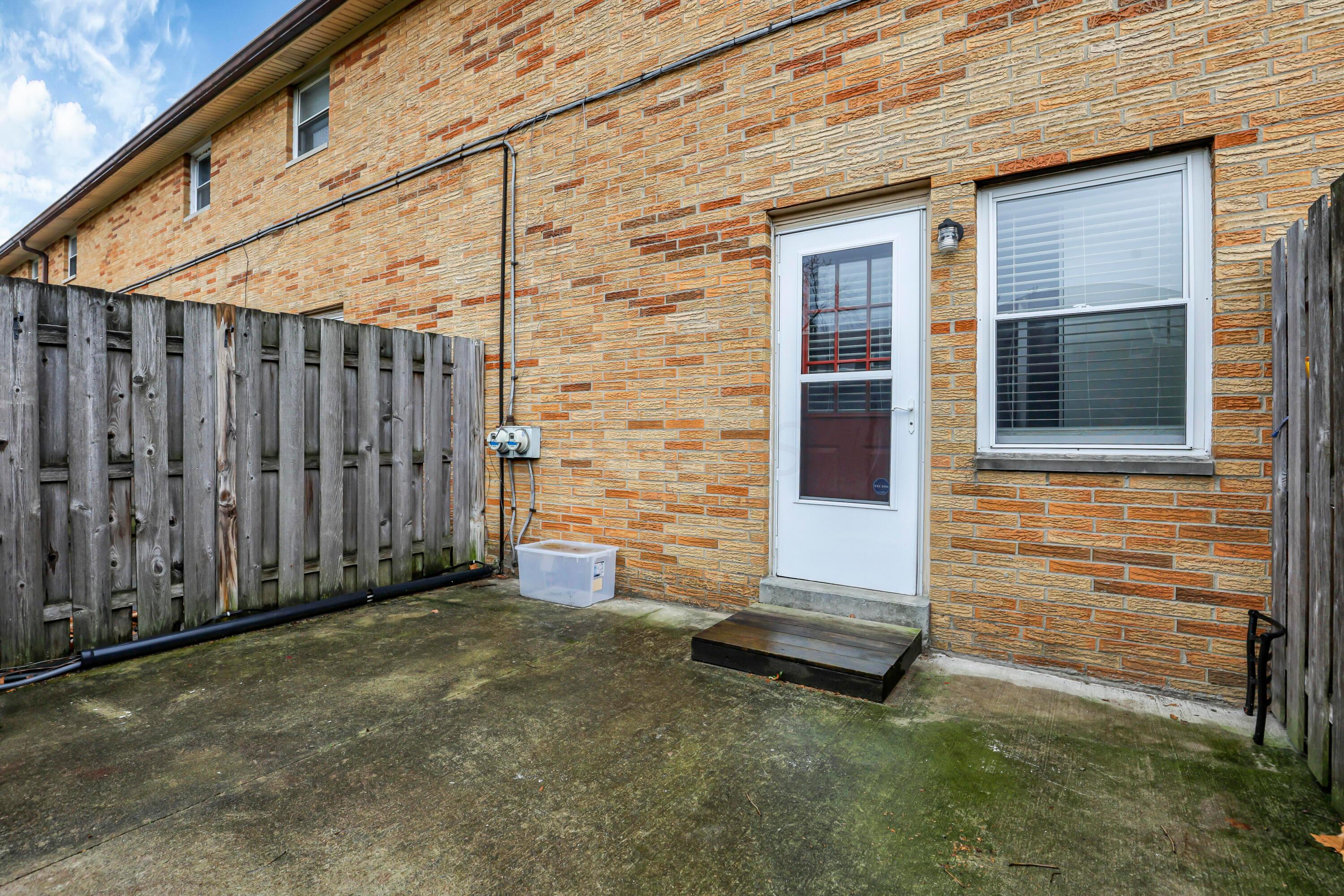 5726 Beechcroft Road, Unit C Columbus, OH 43229 - Photo 12 of 17 Back Exterior