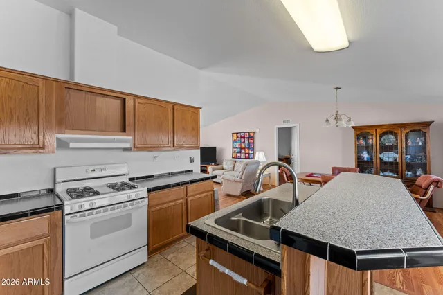 $300,000 | 21150 West Obsidian Drive, Congress, AZ 85332