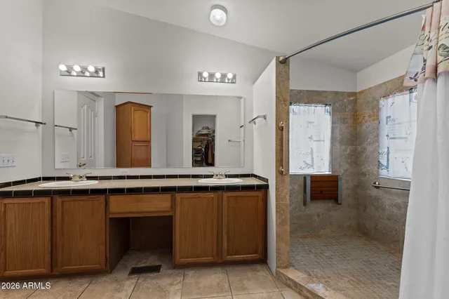 $300,000 | 21150 West Obsidian Drive, Congress, AZ 85332