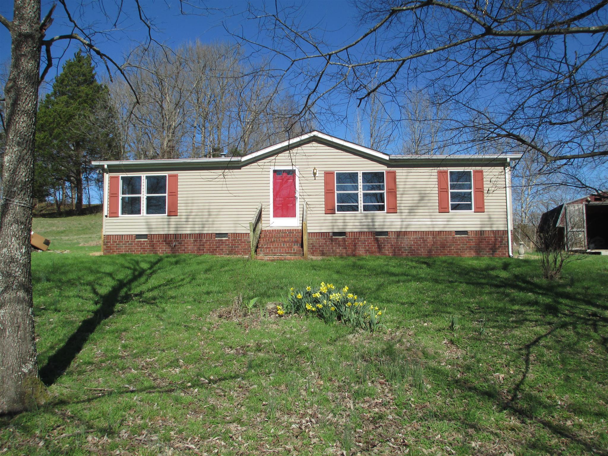 2849 Beasleys Bend Road Lebanon, TN 37087 - Photo 3 of 18 a front view of house with yard and green space