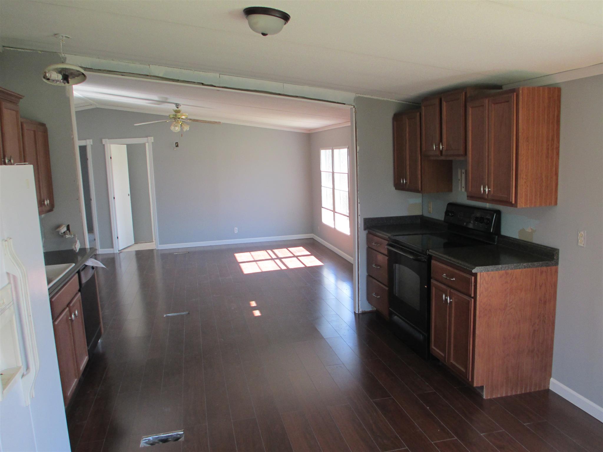 2849 Beasleys Bend Road Lebanon, TN 37087 - Photo 6 of 18 a view of kitchen and front door