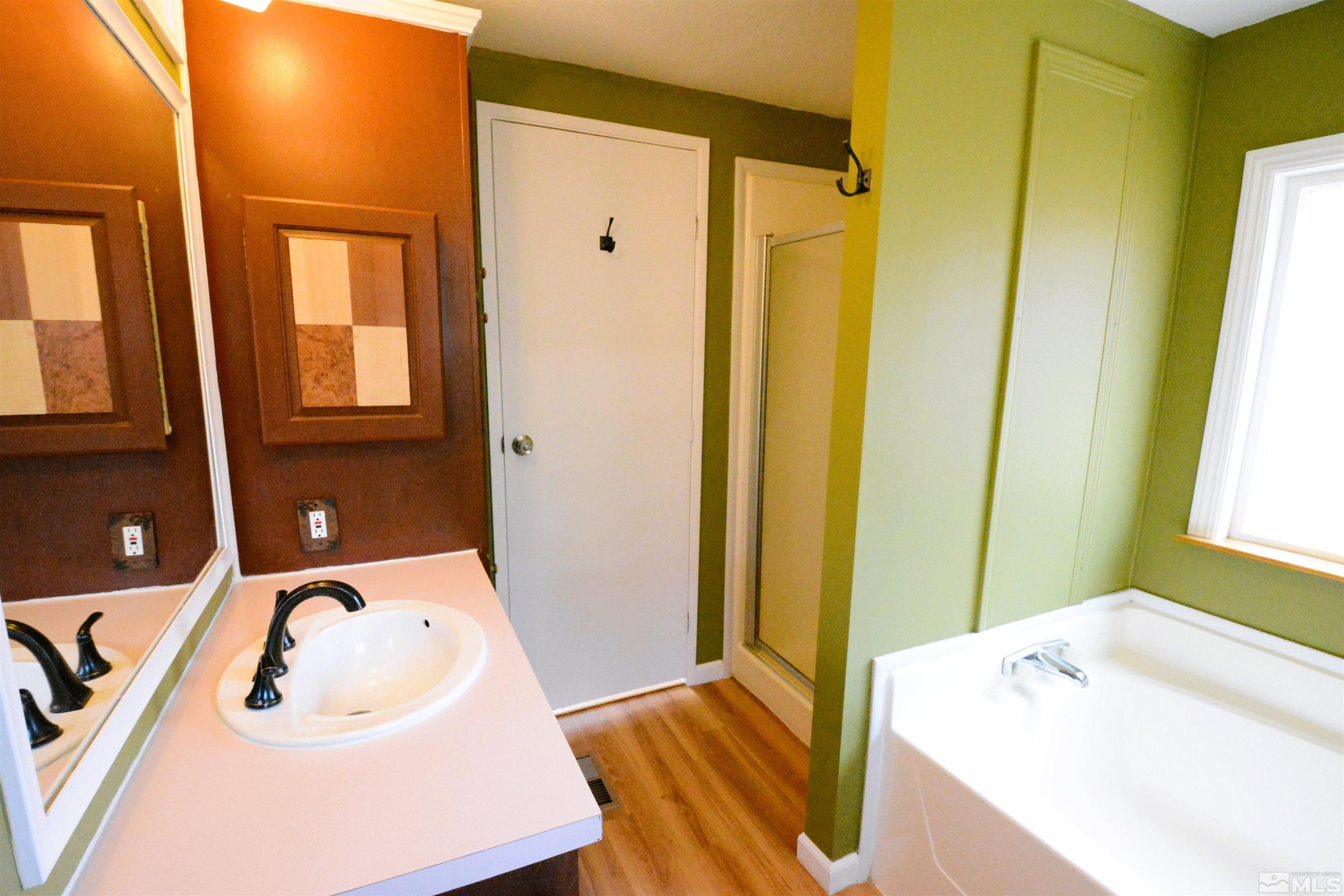 2731 Larkspur Street Reno, NV 89512 - Photo 14 of 32 Photo 14
