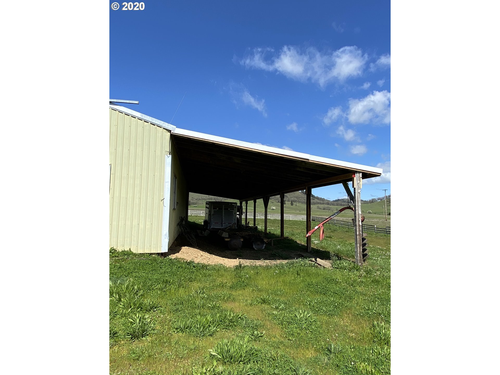 4263 Fort McKay Road Oakland, OR 97462 - Photo 4 of 13 Gallery Image 4
