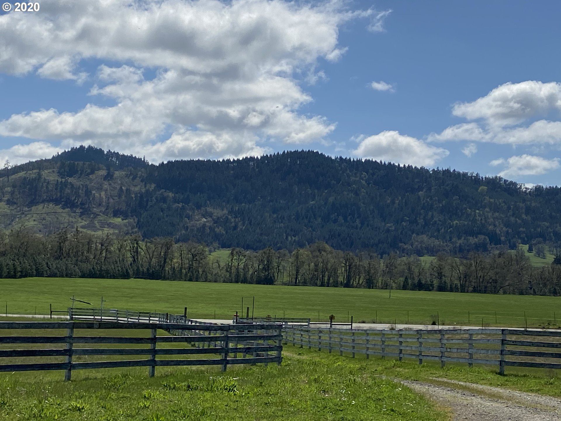 4263 Fort McKay Road Oakland, OR 97462 - Photo 9 of 13 Gallery Image 9