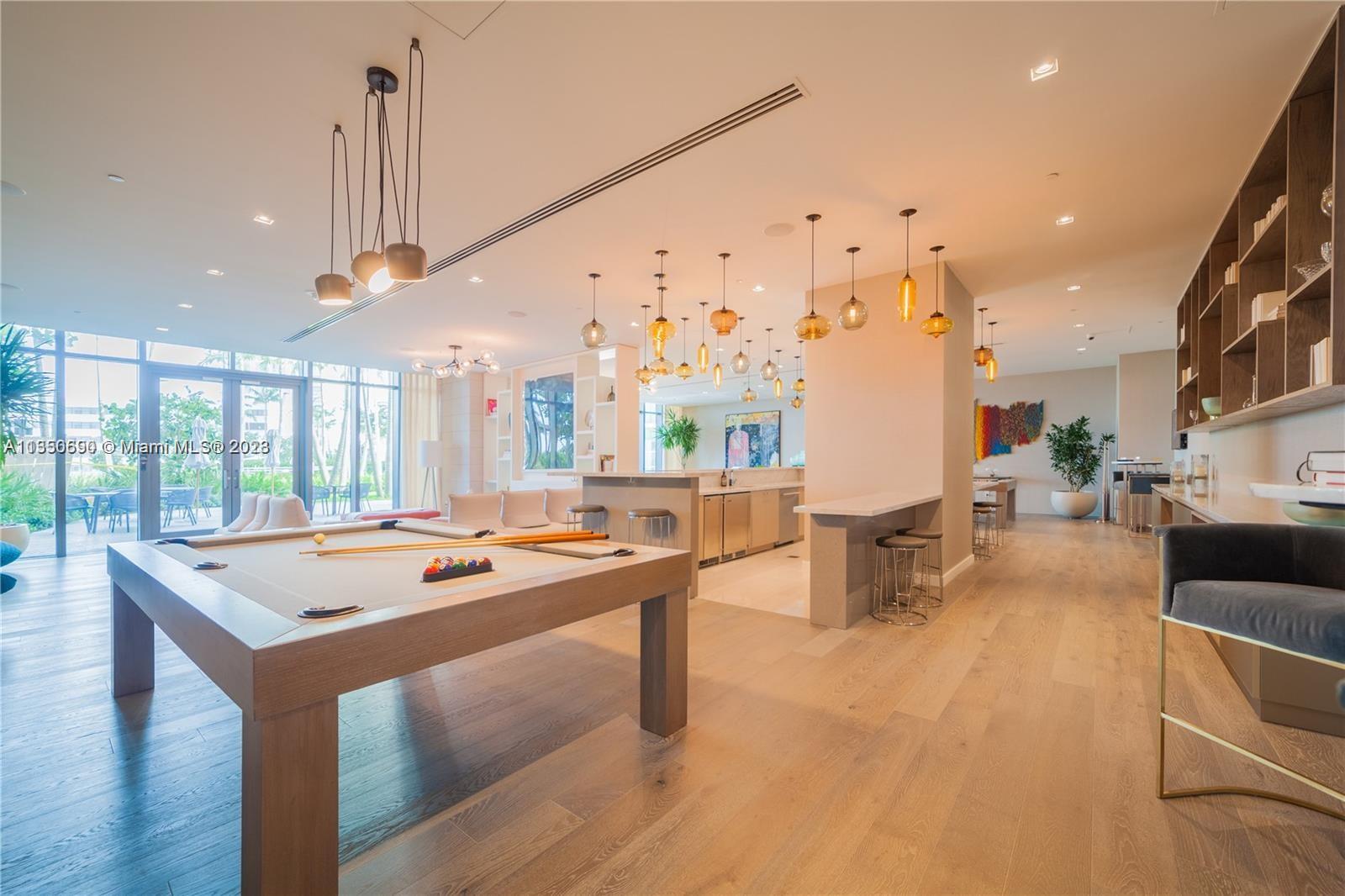 650 Northeast 32nd Street, Unit 4208 Miami, FL 33137 - Photo 18 of 18 a room with lots of counter top space