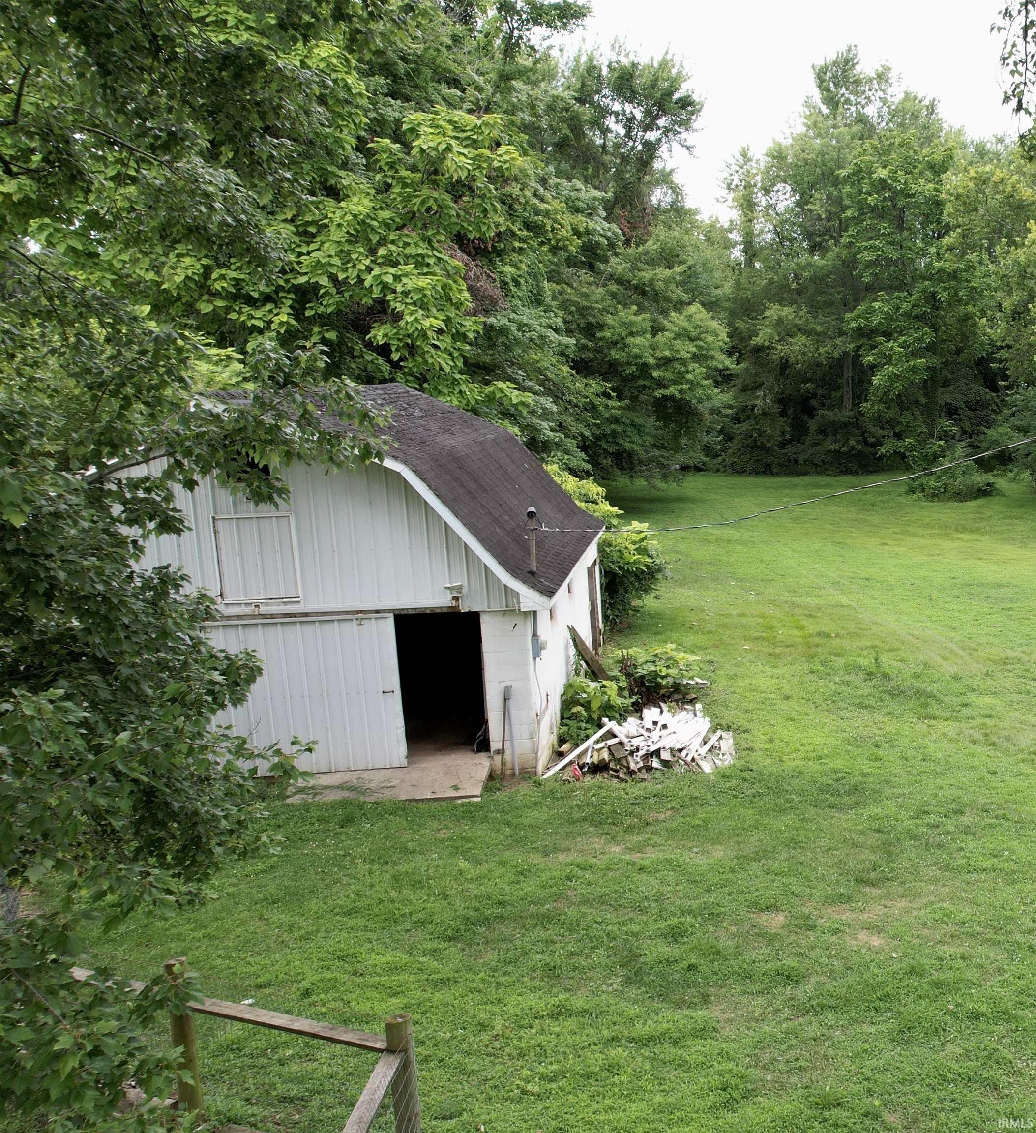 1069 St Johns Road Washington, IN 47501 - Photo 25 of 28 Gallery Image 25