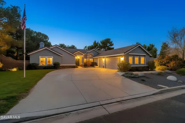 $699,000 | 41143 Mission Drive, Palmdale, CA 93551