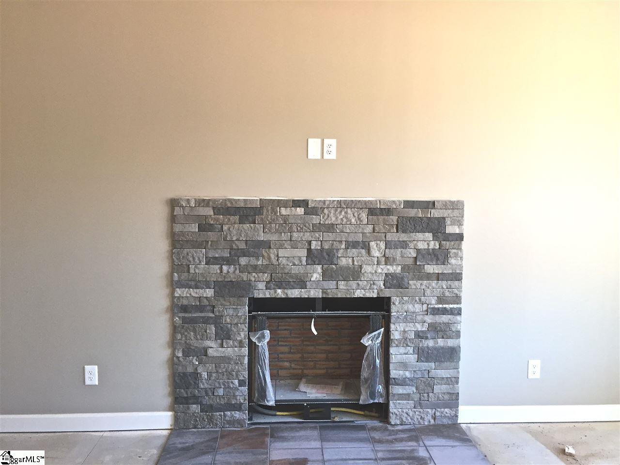 418 St Paul Road, Unit 128 Easley, SC 29642 - Photo 3 of 15