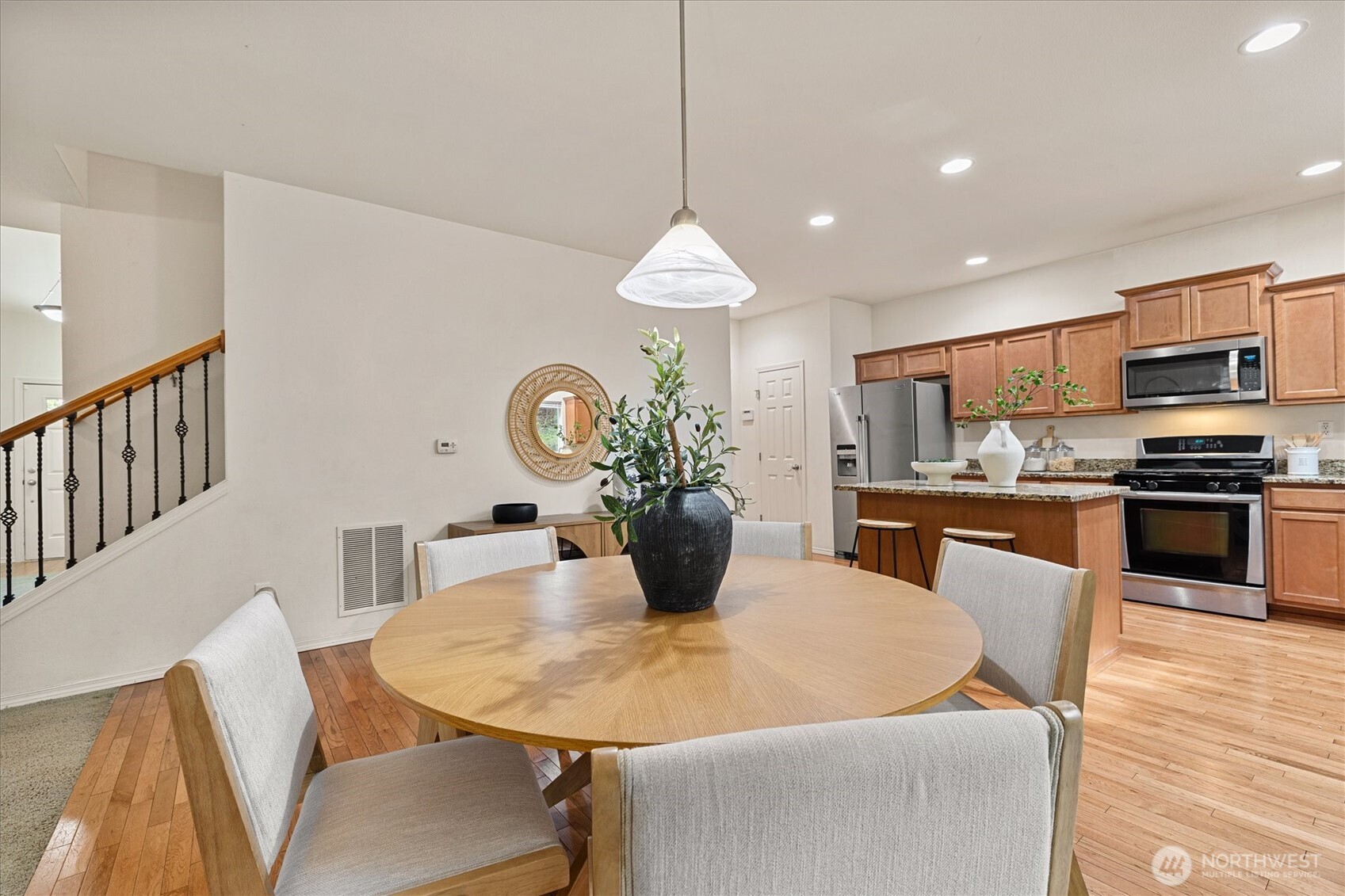 4150 240 Place Southeast Bothell, WA 98021 - Photo 14 of 36