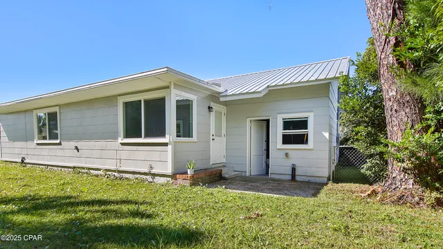 $335,000 | 208 North Macarthur Avenue, Panama City, FL 32401