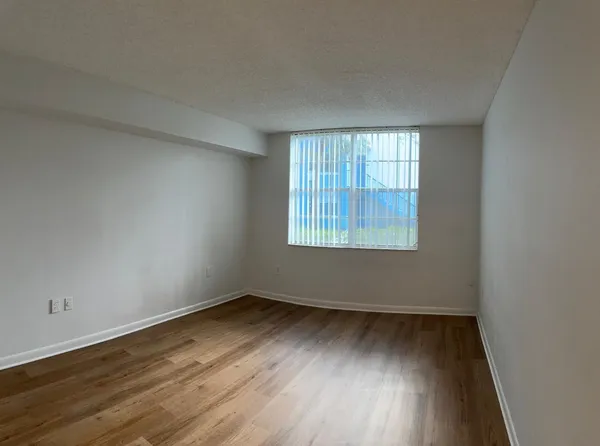 $3,250 | 3143 Clint Moore Road, Unit 105, Boca Raton, FL 33496