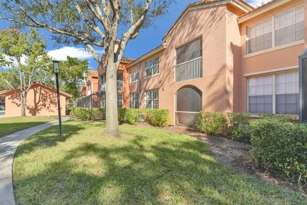 $3,250 | 3143 Clint Moore Road, Unit 105, Boca Raton, FL 33496