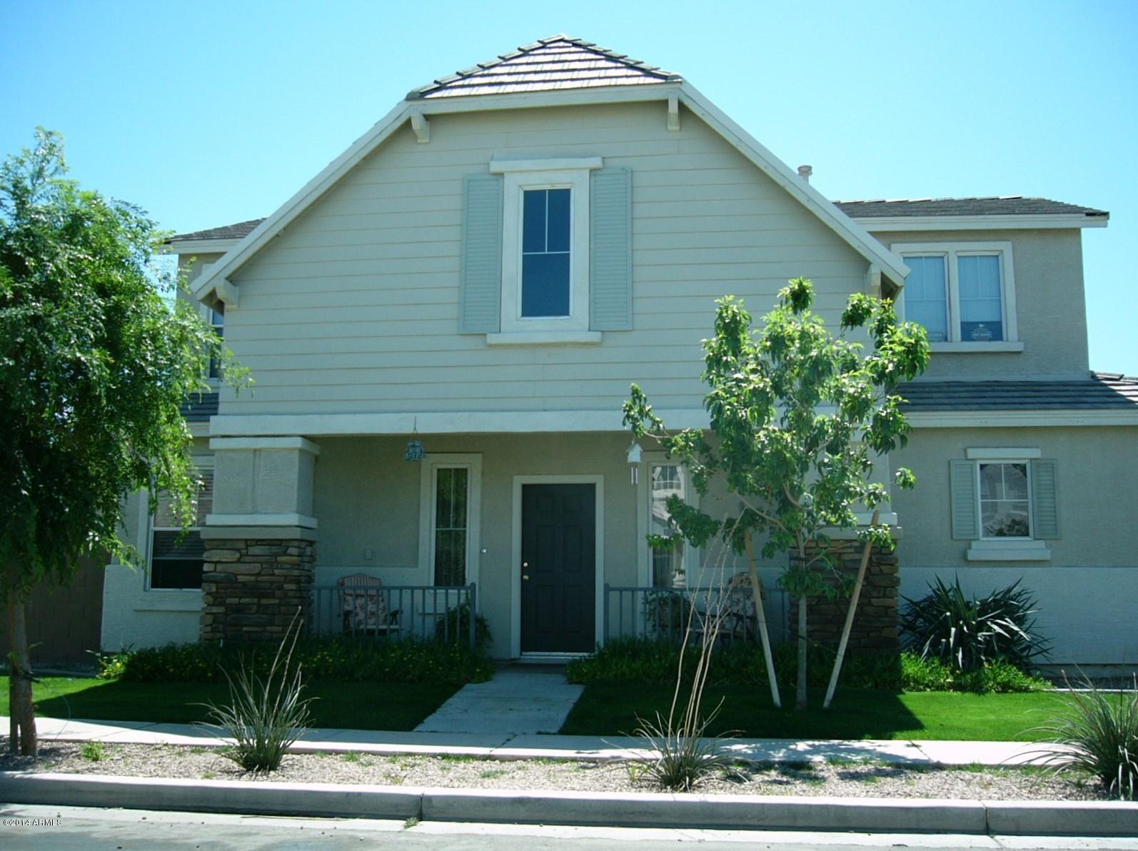 7405 South 40th Lane Phoenix, AZ 85041 - Photo 2 of 8 front3