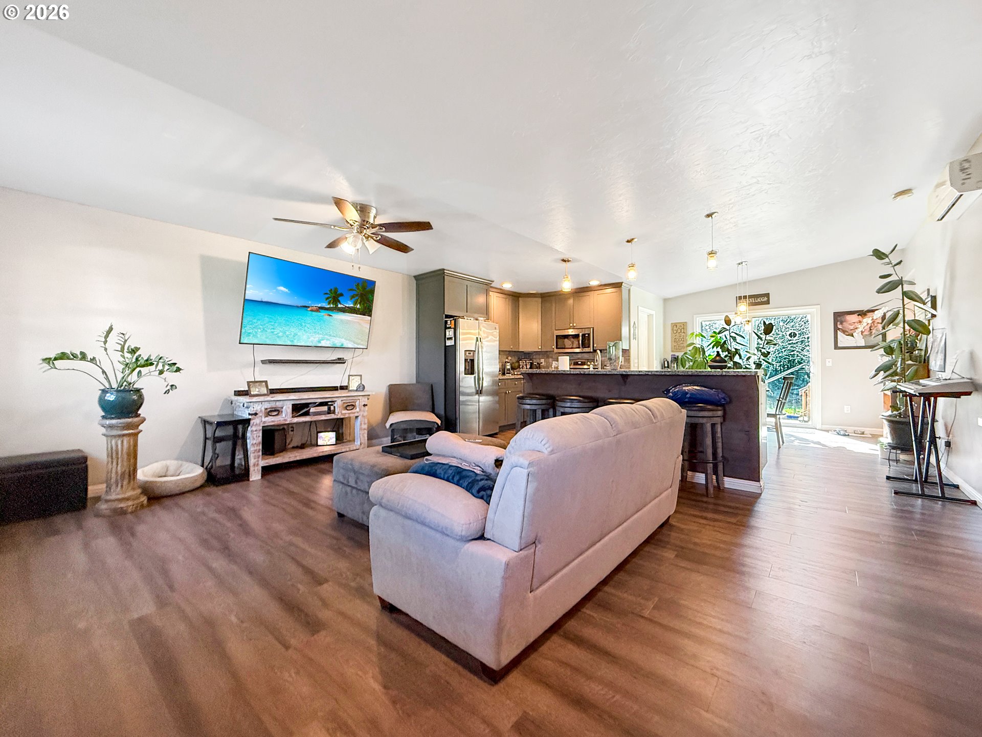 515 Memory Lane Brookings, OR 97415 - Photo 3 of 33