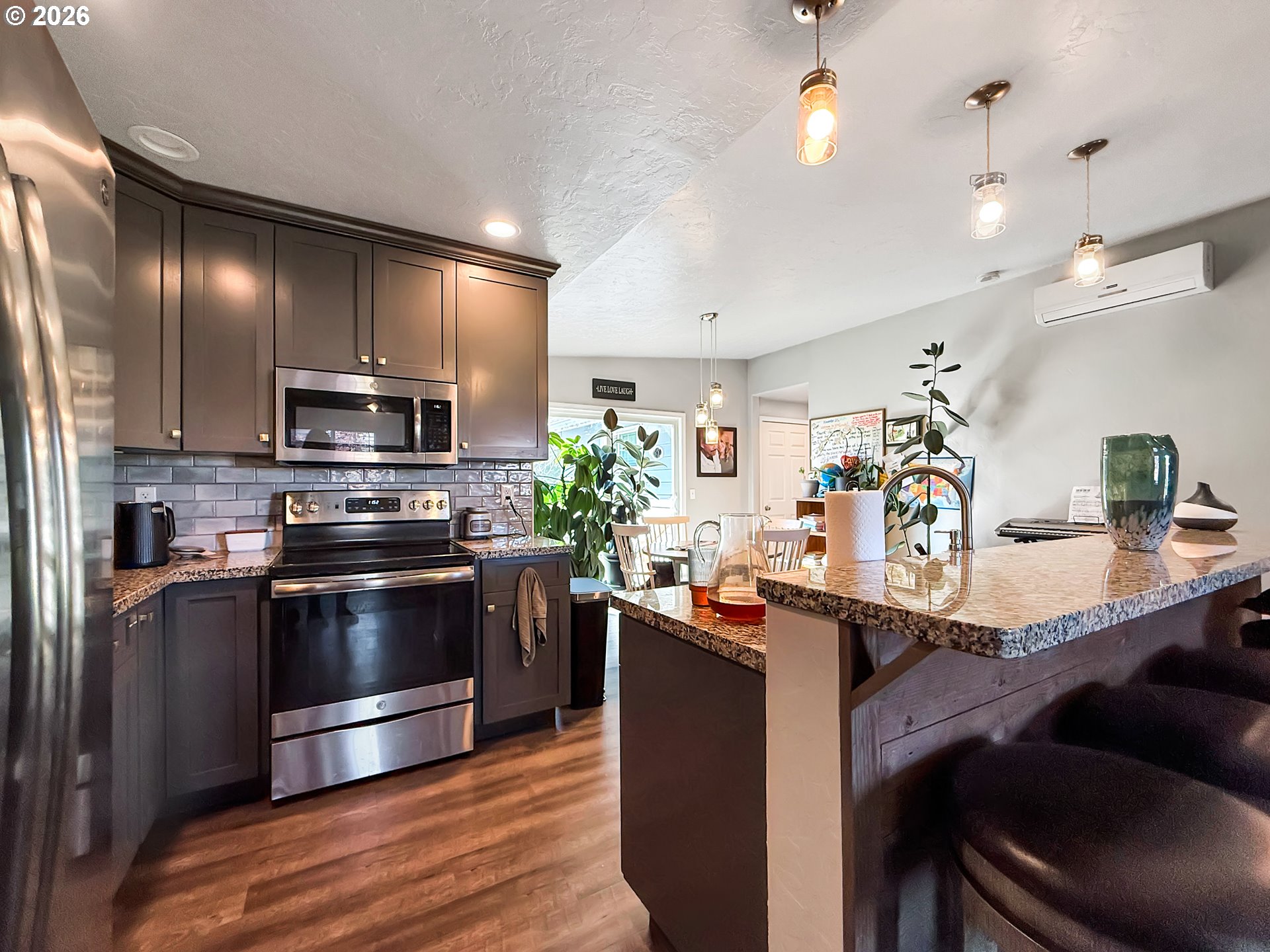 515 Memory Lane Brookings, OR 97415 - Photo 6 of 33