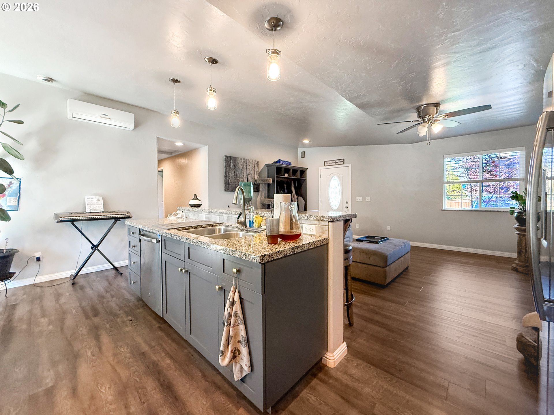 515 Memory Lane Brookings, OR 97415 - Photo 8 of 33