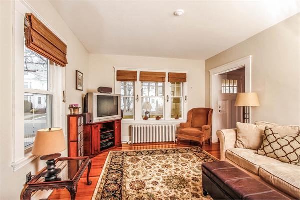 127 Merrymount Road Quincy, MA 02169 - Photo 4 of 14 Gallery Image 4