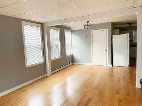 $2,500 | 48 Linden Street, Unit 1, Salem, MA 01970