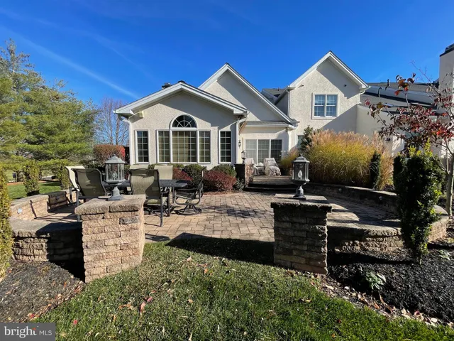 a view of backyard of house