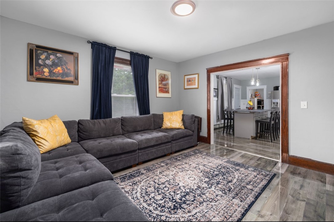 628 Cumberland Hill Road Woonsocket, RI 02895 - Photo 3 of 39 Gallery Image 3