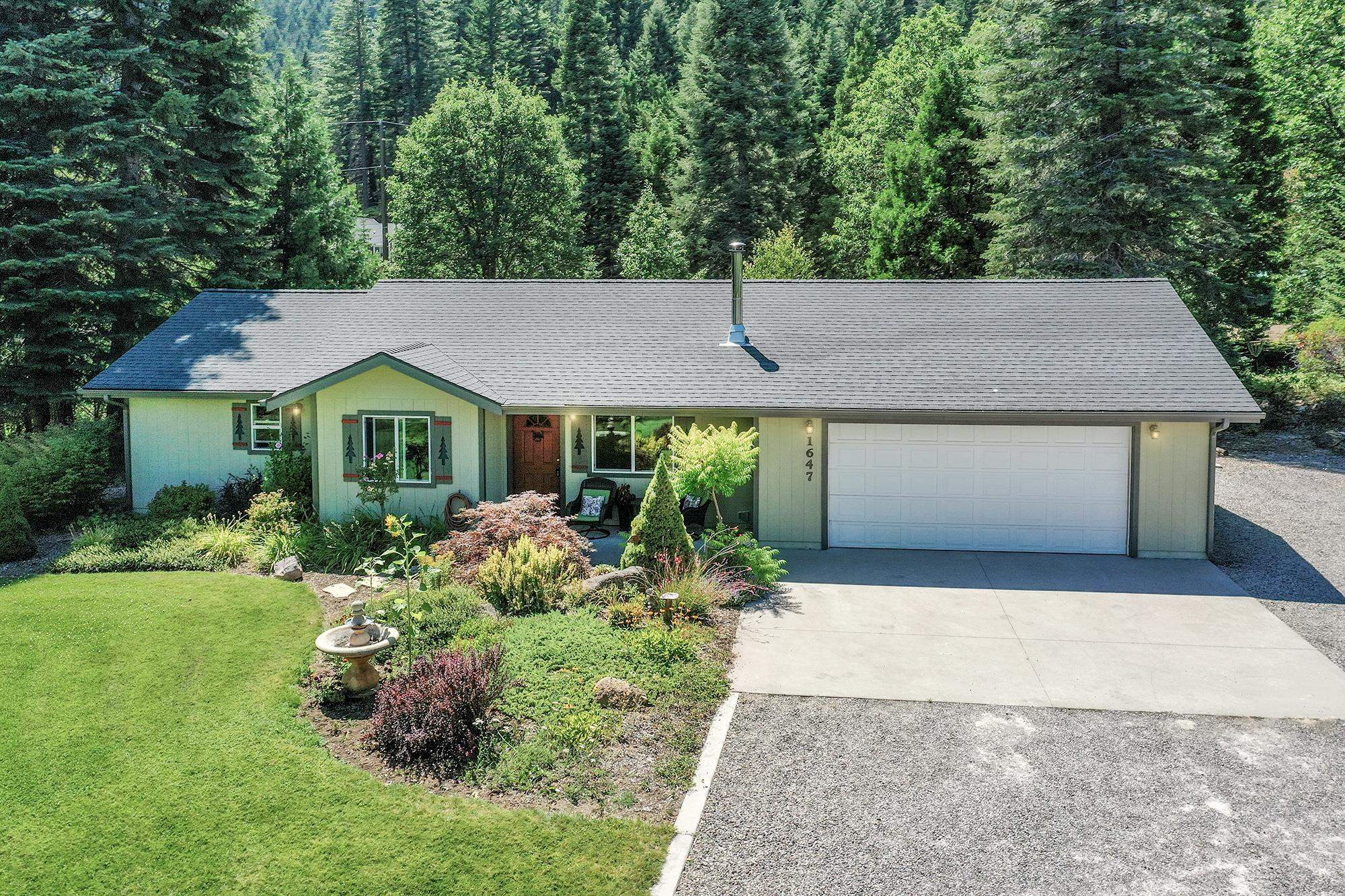 1647 Davis Place Road Mount Shasta, CA 96067 - Photo 40 of 41 Gallery Image 40
