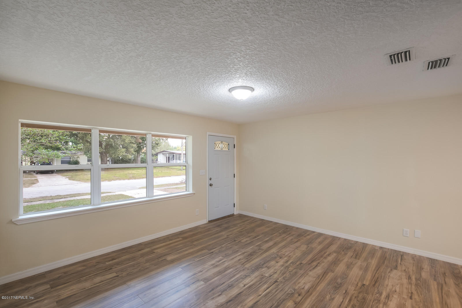 7354 May Apple Road Jacksonville, FL 32211 - Photo 2 of 18 Living Room /entry