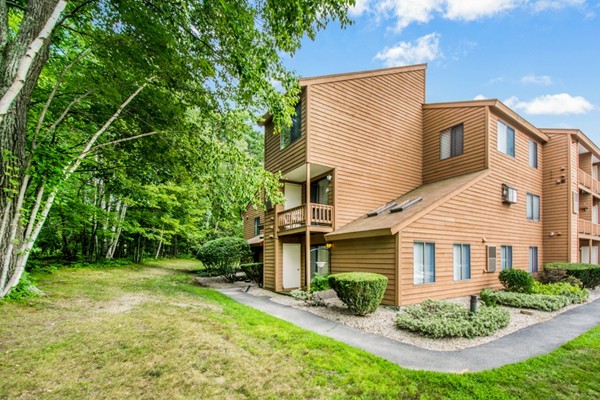 70 West Meadow Road, Unit 5 Haverhill, MA 01832 - Photo 2 of 28 Gallery Image 2