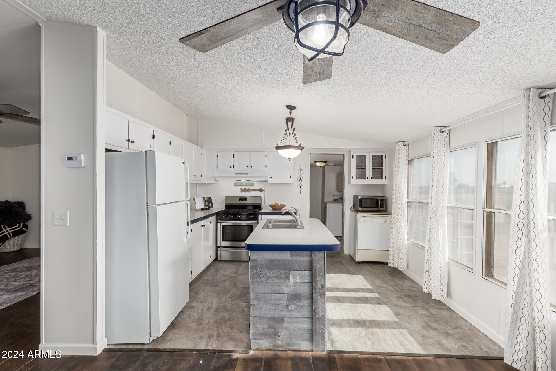 34045 West Miller Road Stanfield, AZ 85172 - Photo 12 of 61 14 - Miller