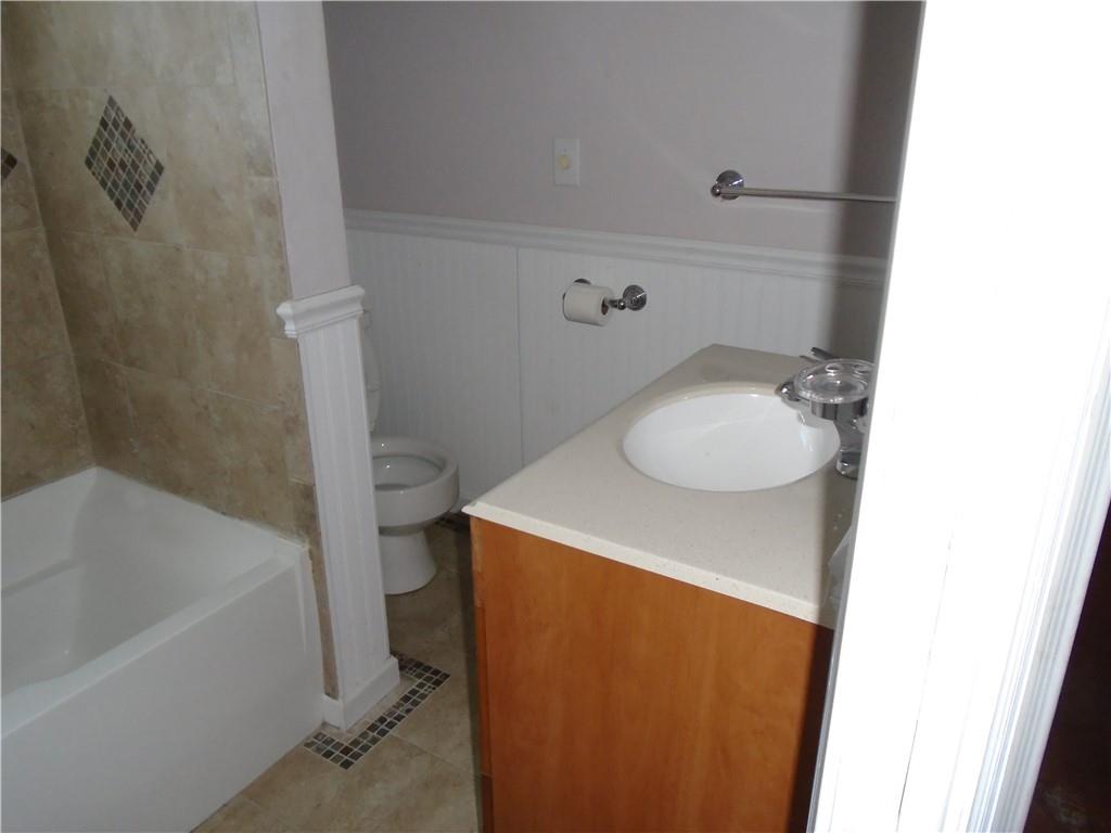 122 Galley Road Canonsburg, PA 15317 - Photo 12 of 23 Gallery Image 12