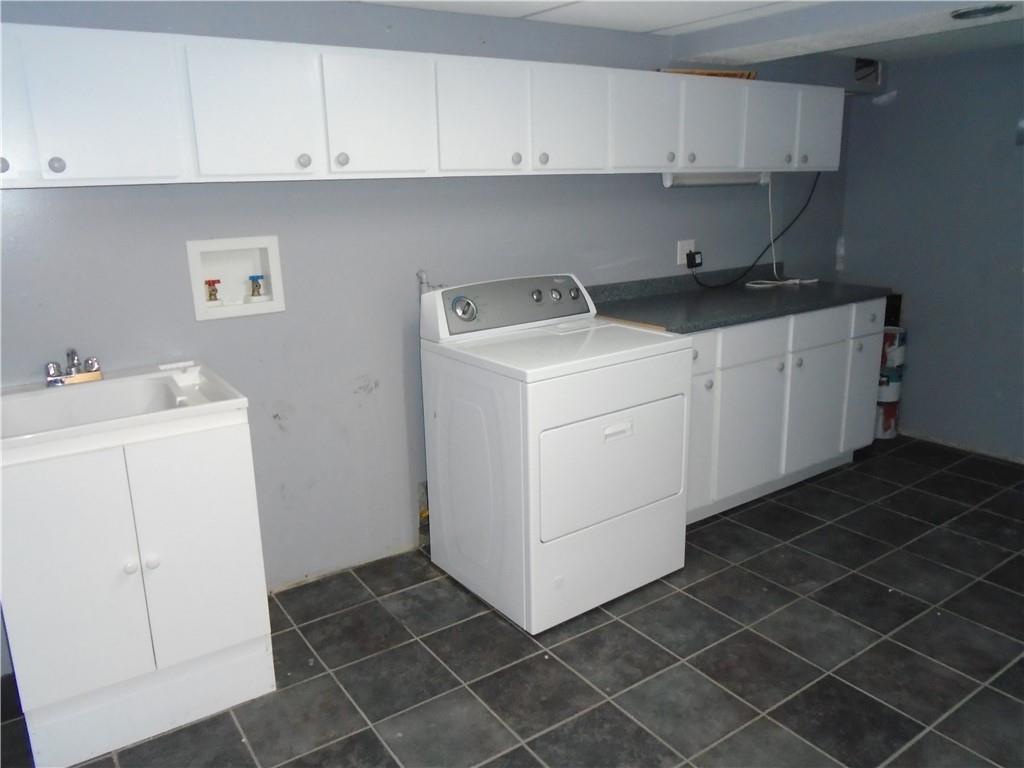122 Galley Road Canonsburg, PA 15317 - Photo 18 of 23 Gallery Image 18
