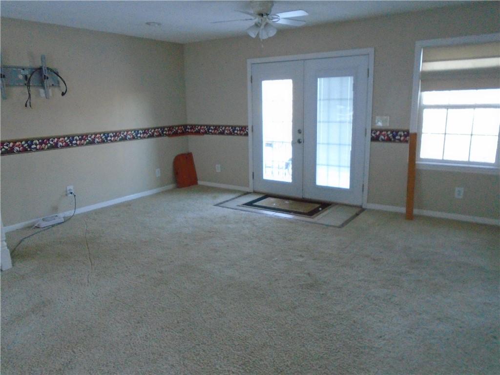122 Galley Road Canonsburg, PA 15317 - Photo 3 of 23 Gallery Image 3